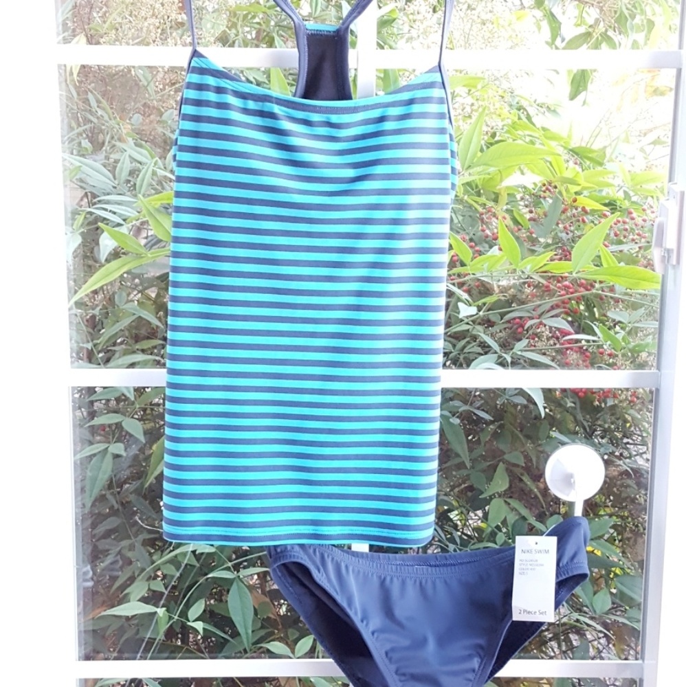 NWT | NIKE | Women's 2Pc Swimwear | Sm